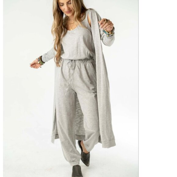 THREE BIRD NEST Sleeveless Gray Knit Jogger Jumpsuit size medium - Picture 1 of 9